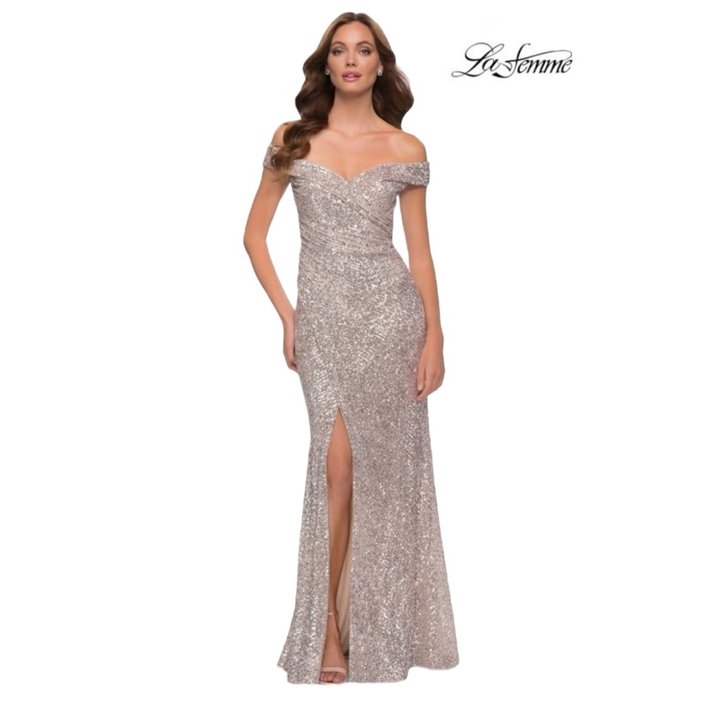 La Femme / 29831 Sequin Off Shoulder Gown / Slit + ruched / SZ 14/16